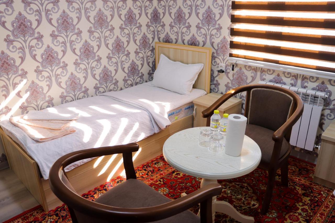 Hotel Jasmina Samarkand Bagian luar foto