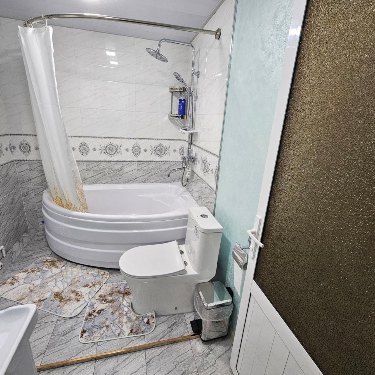 Hotel Jasmina Samarkand Bagian luar foto